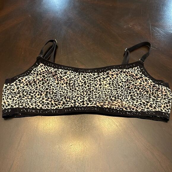 Victoria’s Secret bralette size large NWOT